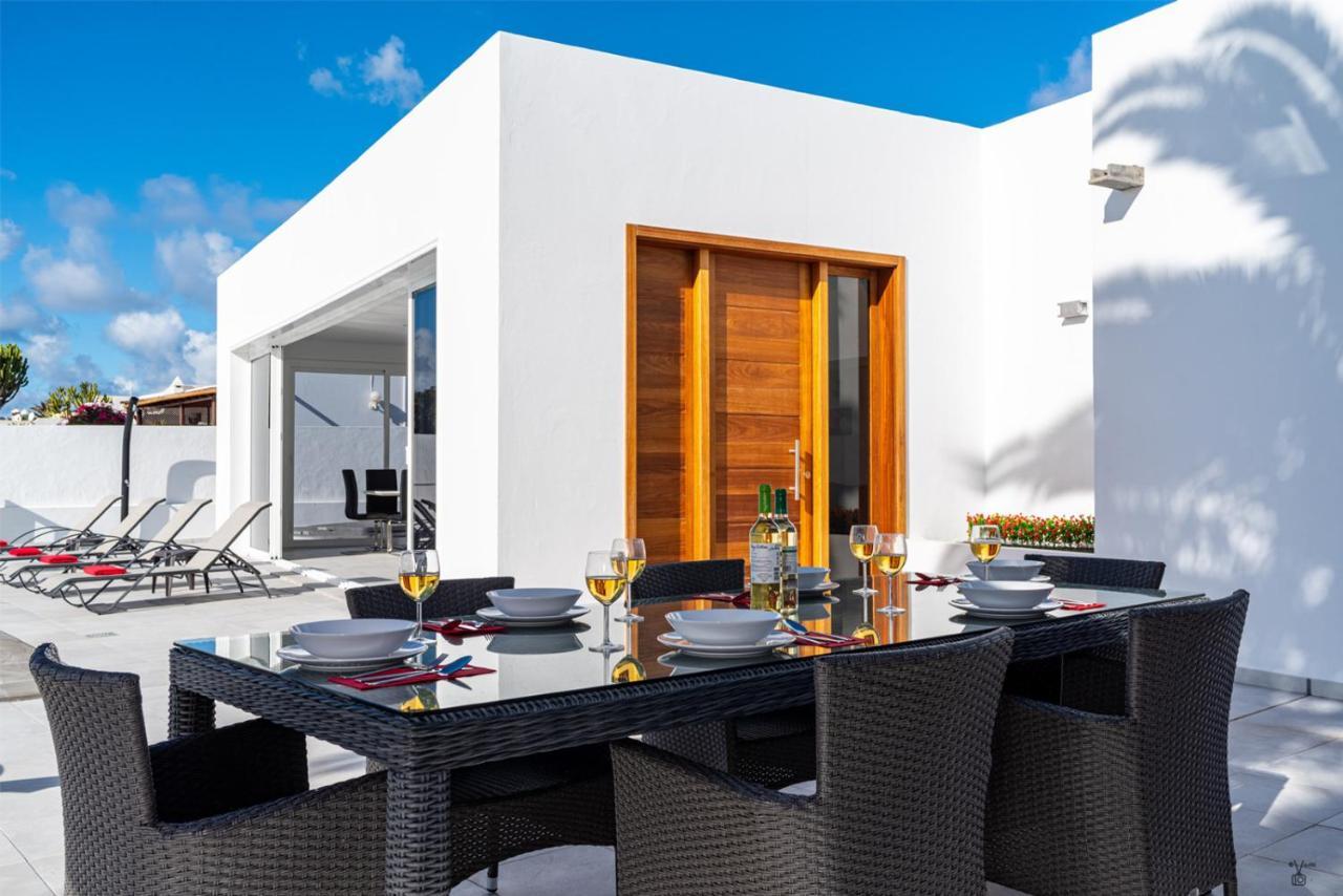Villa Rossa - Villas Now - Lh215 By Villas Now Ltd بلايا بلانكا المظهر الخارجي الصورة